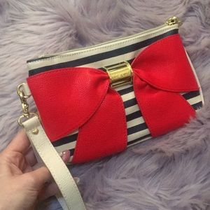 Betsey Johnson striped wristlet! ❤️